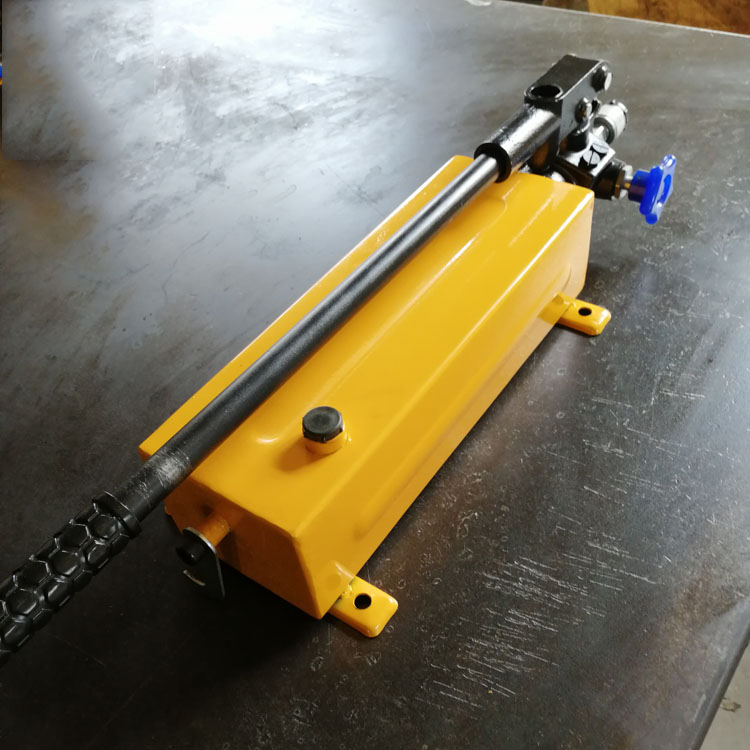 SYB-2单向手动油泵 结构、原理与应用解析